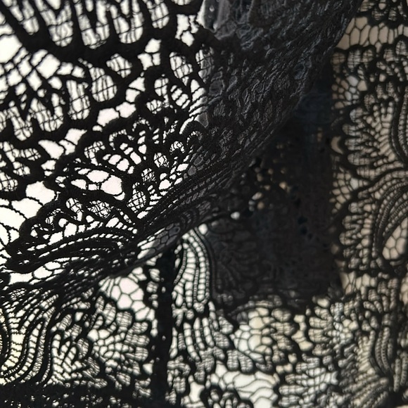 SOFT SURROUNDING LACE CROCHET TOP BLOUSE WOMEN SIZE S BLACK TWO PIECES - Picture 7 of 11